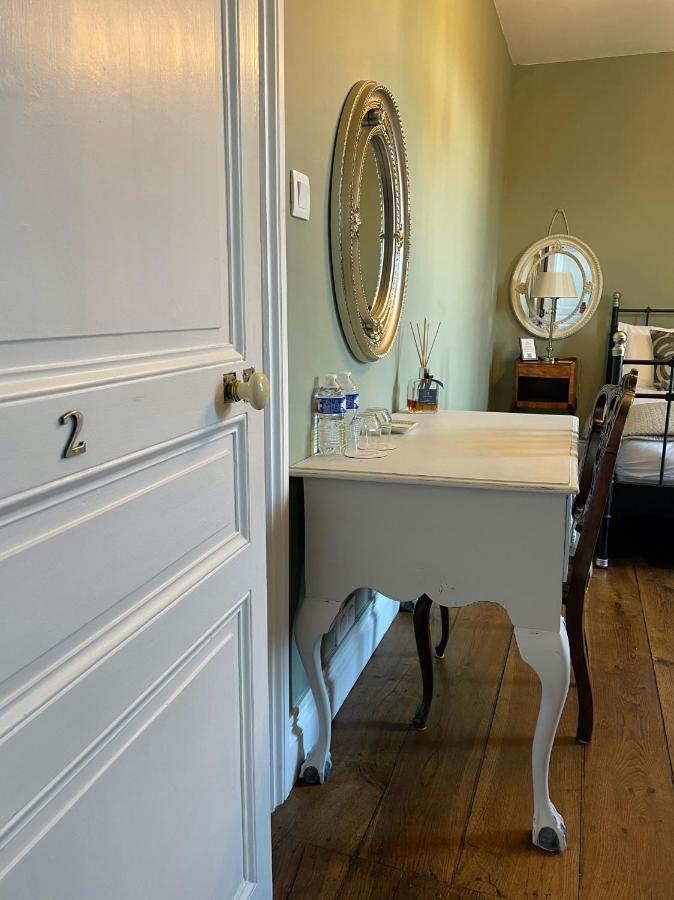 Maison Hirondelles Hotes Mezieres-sur-Issoire 外观 照片